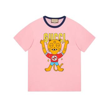 Gucci | 【预售3-7天】GUCCI/古驰 22年秋冬新款 爱的进行曲系列 男士粉色纯棉小猫印花短袖T恤703439XJEI35904商品图片,7.9折, 包邮包税