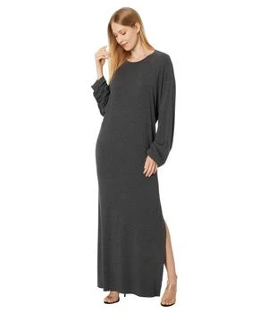 Norma Kamali | Oversized Raglan Sleeve Side Slit Gown,商家Zappos,价格¥1378