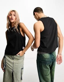 推荐Calvin Klein Jeans Unisex cropped seaming vest in black - exclusive to ASOS商品