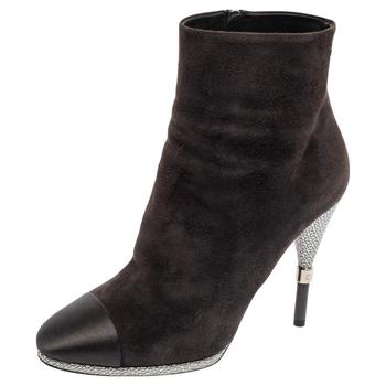 香奈儿鞋是什么牌子, [二手商品] Chanel | Chanel Tricolor Suede And Satin CC Cap Toe Ankle Boots Size 38.5商品图片 7.3折, 满1件减$100, 满减