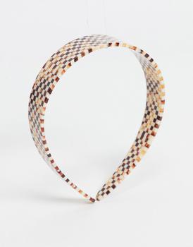 商品ASOS DESIGN hairband in plastic checkerboard design图片