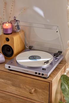 商品铁三角 Audio-Technica LP60X-BT 蓝牙唱片机,商家Urban Outfitters,价格¥1595图片