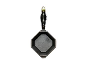 商品Finex | FINEX 1 Quart Cast Iron Sauce Pan,商家Premium Outlets,价格¥1133图片