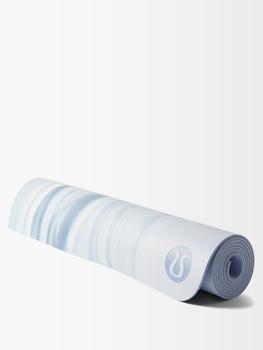 product The Mat 5mm marble-print yoga mat image