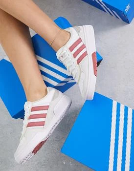 推荐adidas Originals Courtic trainers in off white with burgundy stripes商品