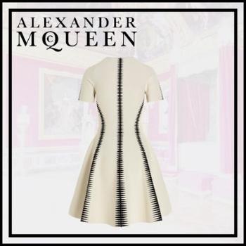 Alexander McQueen | ALEXANDER MCQUEEN 米色女士连衣裙 688606-Q1AZB-9009商品图片,满$150享9.5折, 满折