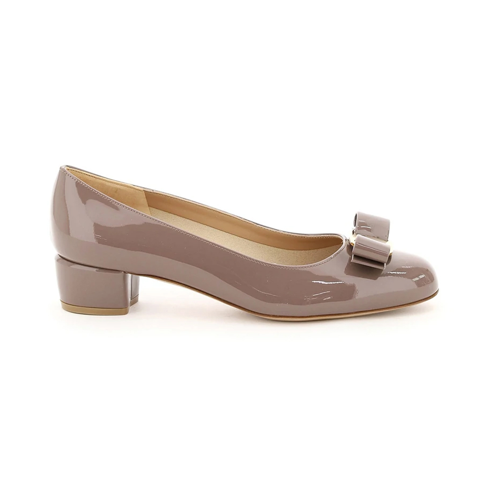 菲拉格慕芭蕾鞋女鞋, Salvatore Ferragamo | SALVATORE FERRAGAMO 裸色女士中跟鞋 01-B221-740693商品图片 独家减免邮费