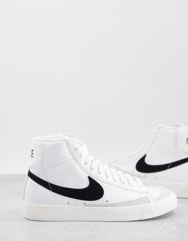 推荐Nike Blazer Mid '77 VNTG trainers in white/black商品