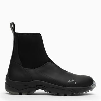 推荐Slim black ankle boots with logo商品