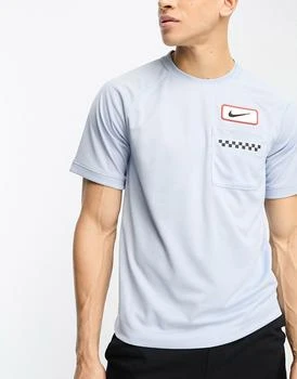 推荐Nike Training Body Shop Wild Card Dri-Fit t-shirt in blue商品