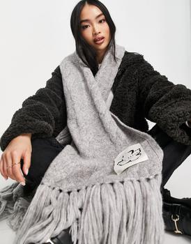 推荐Ted Baker Iciey knitted tassel scarf in grey商品