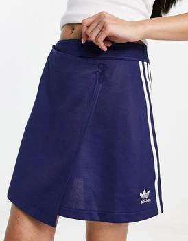 Adidas | adidas Originals three stripe wrap skirt in navy,商家ASOS,价格¥213