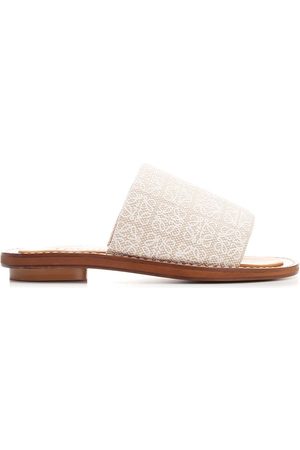 罗意威鞋好用吗, Loewe | LOEWE 女士露趾平底拖鞋白色 L815465X40-2163商品图片 独家减免邮费