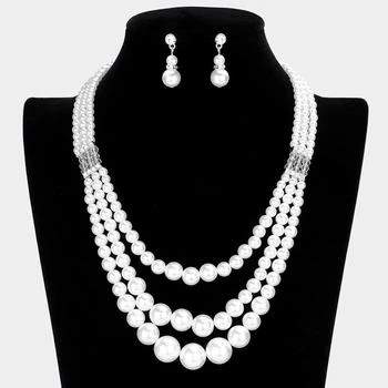 FASHNZFAB | Triple Layered Pearl Necklace - White,商家Premium Outlets,价格¥233
