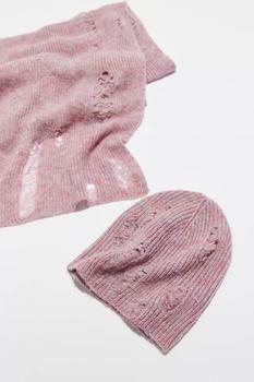 商品Urban Outfitters | Jax Distressed Knit Beanie,商家Urban Outfitters,价格¥14图片