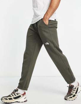 The North Face | The North Face Tech joggers in green Exclusive at ASOS商品图片,