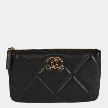 [二手商品] Chanel | Chanel Black Lambskin Quilted Leather Chanel 19 O Case Clutch Bag商品图片,