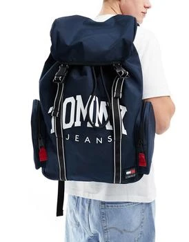 推荐Tommy Jeans prep sport flap backpack in navy商品