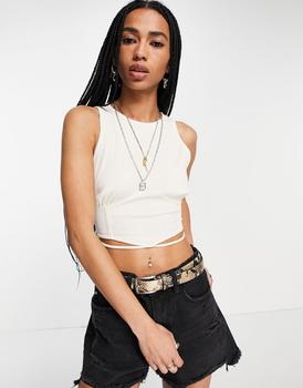 推荐Bershka bust seam crop top with wrap around detail in cream商品