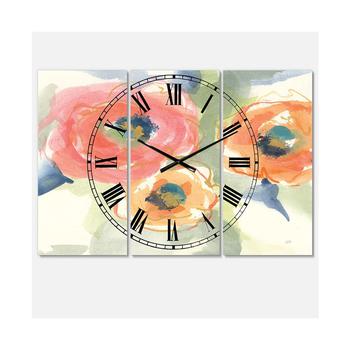 商品Designart | Traditional 3 Panels Metal Wall Clock,商家Macy's,价格¥748图片