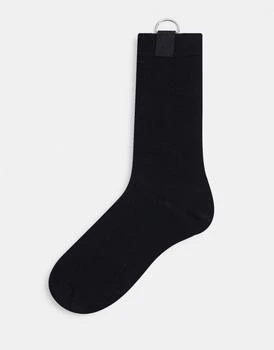 推荐ASOS DESIGN ankle socks with metal D-ring detail in black商品