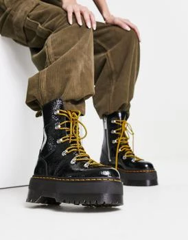 推荐Dr Martens Ghilana Max quad boots in distressed black patent商品