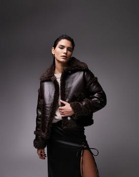 Topshop | Topshop faux leather cropped car coat with faux fur trims in chocolate商品图片,