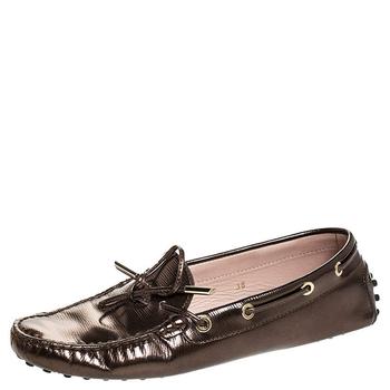 [二手商品] Tod's | Tod's Metallic Leather Bow Slip On Loafers Size 38商品图片,5折