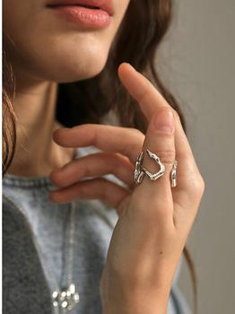 商品MERLIC | Heart horn Ring silver,商家W Concept,价格¥775图片