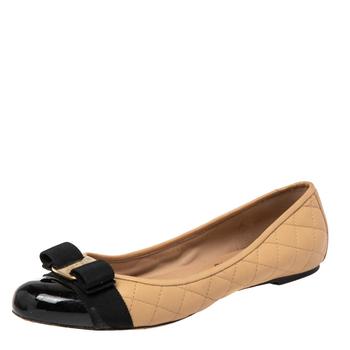 菲拉格慕芭蕾鞋, [二手商品] Salvatore Ferragamo | Salvatore Ferragamo Beige/Black Patent And Leather Varina  Ballet Flats Size 39商品图片 6.3折