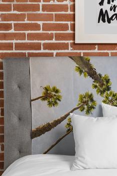 商品Deny Designs | Ann Hudec Paradise Palm Trees Tapestry,商家Premium Outlets,价格¥151图片