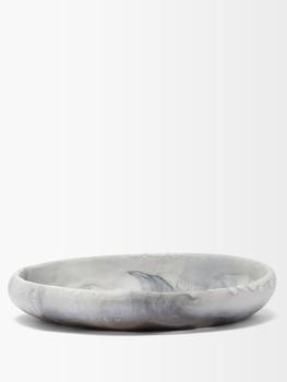 商品Earth large marbled-resin serving bowl,商家MATCHESFASHION,价格¥1590图片