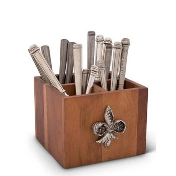 Vagabond House | Square Caddy Acacia Wood Flatware, Serve Ware, Utensil, Carry-All Holder with Solid Pewter Fleur De Lis Accent, 4 Compartments,商家Macy's,价格¥996