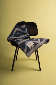 Woolrich | Jacquard Stripe Blanket in pure wool商品图片,