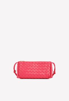 商品Bottega Veneta | Intrecciato Pouch Bag with Knotted Strap,商家Thahab,价格¥8687图片