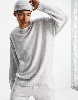 推荐Topman oversize knitted jumper in grey商品