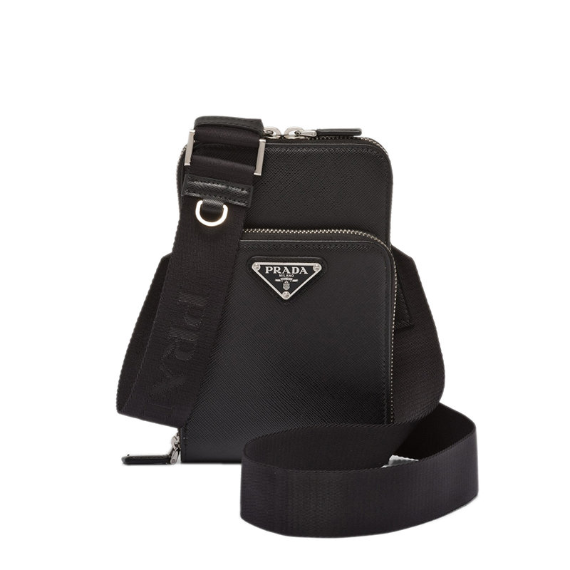 Prada | 【预售3-7天】PRADA/普拉达 22春夏新款 男士黑色Saffiano皮革银扣三角徽标配织物肩带双层空间拉链开合斜跨单肩包2ZH126_053_F0002商品图片,7.9折, 包邮包税