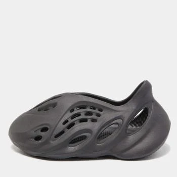 推荐Yeezy x Adidas Black Rubber Foam RNNR Sneakers Size 38商品