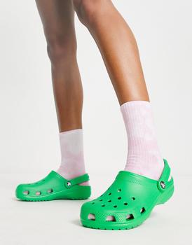 推荐Crocs classic clogs in grass green商品