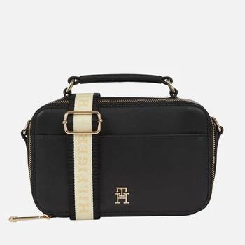 推荐Tommy Hilfiger Iconic Crossbody Faux Leather Camera Bag商品