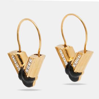推荐Louis Vuitton The Great Essential V Hoop Earrings商品