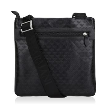 商品Emporio Armani | Emporio Armani 安普里奥 阿玛尼 黑色牛皮男士单肩包 YEMF24YC043-80001,商家Beyond Italylux,价格¥1226图片