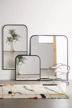 Urban Outfitters | Selene Floor Mirror,商家Urban Outfitters,价格¥3344