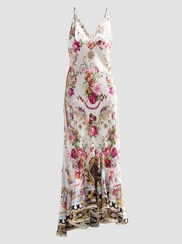 Shop Golden pleated floral slip dress on Sale at BeyondStyle – Get 21% Off Golden pleated floral slip dress with Limited-Time Flash Deals, Exclusive Discounts, and Special Offers. Enjoy Unbeatable Savings on