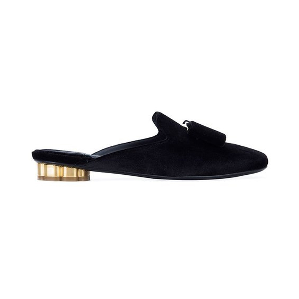 菲拉格慕女鞋板鞋, Salvatore Ferragamo | SALVATORE FERRAGAMO 女士黑色天鹅绒饰有金色五金蝴蝶结圆头穆勒鞋 0684539商品图片 独家减免邮费