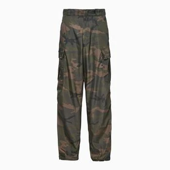 推荐Camouflage cargo trousers in Re-Nylon商品