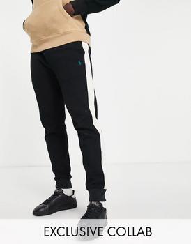 推荐Polo Ralph Lauren x ASOS exclusive collab jogger in black with side stripe and pony logo商品