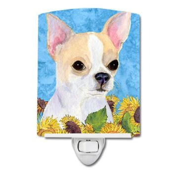 Caroline's Treasures | Chihuahua in Summer Flowers Ceramic Night Light,商家Verishop,价格¥192