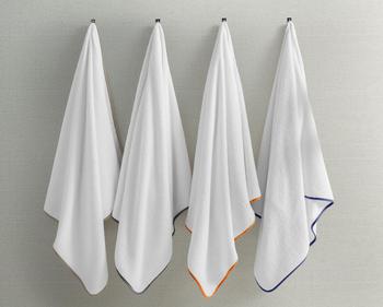 商品Kassatex | Ducap Pool Towel,商家Lord & Taylor,价格¥358图片