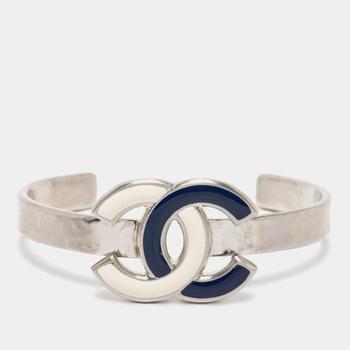 [二手商品] Chanel | Chanel Hammered Silver Tone Enamel CC Cuff Bracelet商品图片,8.1折